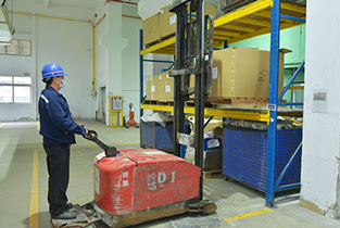 鋅合金壓鑄過(guò)程中需要注意哪些問(wèn)題？